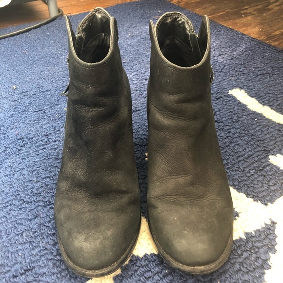 Black Leather Steve Madden Booties - Picture 4 of 7